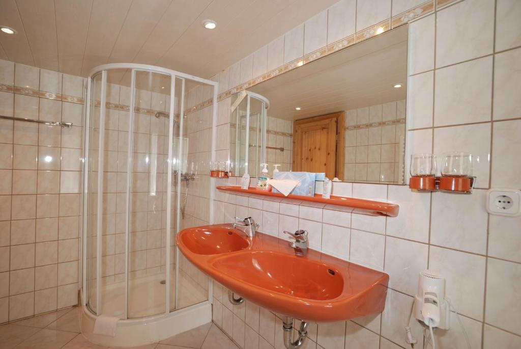 Hotel Brauner Hirsch Bad Harzburg Room photo
